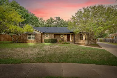 504 Regina Court, Euless, TX 76039 - Photo 1
