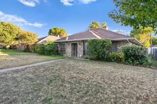 5818 Winding Woods Trail, Dallas, TX 75227 - Photo 5