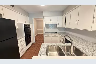 7706 Dentcrest Drive, Dallas, TX 75254 - Photo 11
