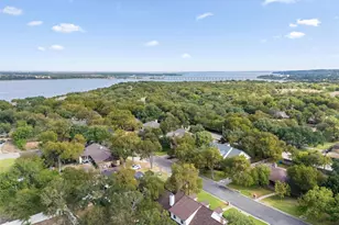 1605 Oak Hollow Dr, Woodway, TX 76712 - Photo 33