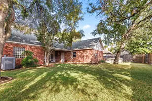 1605 Oak Hollow Dr, Woodway, TX 76712 - Photo 39