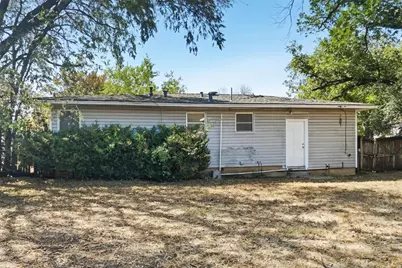 5025 Catalpa Street, Haltom City, TX 76117 - Photo 21