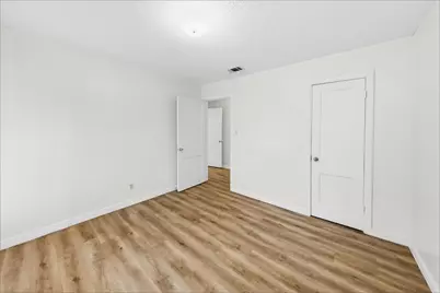 5025 Catalpa Street, Haltom City, TX 76117 - Photo 15