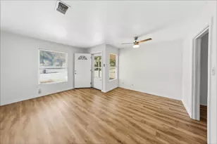 5025 Catalpa St, Haltom City, TX 76117 - Photo 5