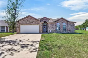 233 Anchor, Gun Barrel City, TX 75156 - Photo 1