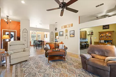 9004 Woodlawn Drive, Granbury, TX 76049 - Photo 7