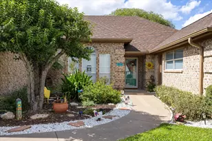 9004 Woodlawn Dr, Granbury, TX 76049 - Photo 3
