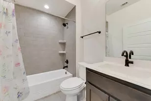889 Birds Fort Trail, Arlington, TX 76005 - Photo 15