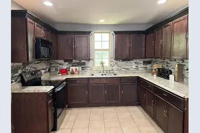 3227 Avenue I, Fort Worth, TX 76105 - Photo 9