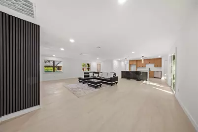110 Hackberry Street, Lancaster, TX 75146 - Photo 11