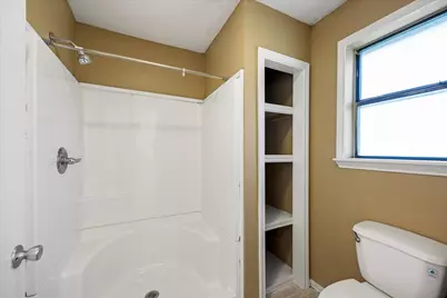 409 Walker Street, Glen Rose, TX 76043 - Photo 15