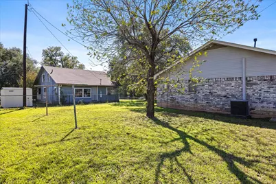 409 Walker Street, Glen Rose, TX 76043 - Photo 23