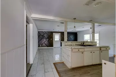 105 Barrows Lane, DeSoto, TX 75115 - Photo 11
