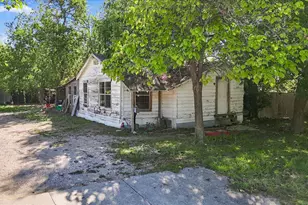 817 S Main St, Farmersville, TX 75442 - Photo 19