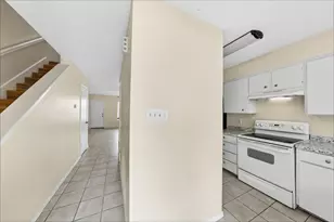 1006 Bland Dr, Arlington, TX 76010 - Photo 3