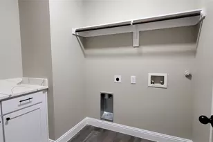 2102 N O'Connor Rd, Irving, TX 75061 - Photo 3