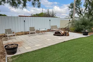 131 Vista Dr, Tye, TX 79563 - Photo 9