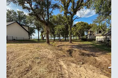 1520 Shoreline Drive, Mabank, TX 75143 - Photo 19