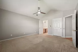 924 Bridges Dr, Arlington, TX 76012 - Photo 21