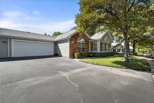 924 Bridges Dr, Arlington, TX 76012 - Photo 25