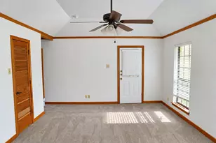 405 S Denton Ave, Justin, TX 76247 - Photo 5