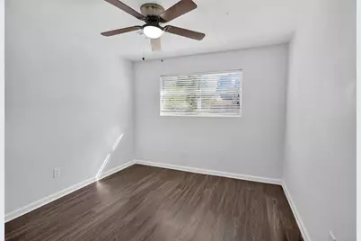 1005 Altamont Drive, Fort Worth, TX 76106 - Photo 13