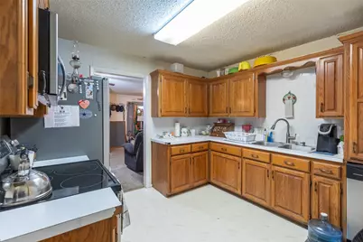2328 Ave D, Abilene, TX 79601 - Photo 21