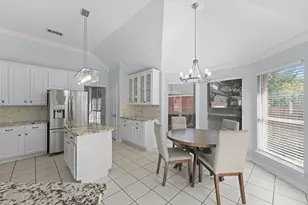 2768 Club Ridge Dr, Lewisville, TX 75067 - Photo 15