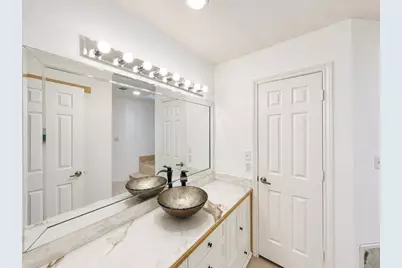 70 Legend Road, Benbrook, TX 76132 - Photo 27