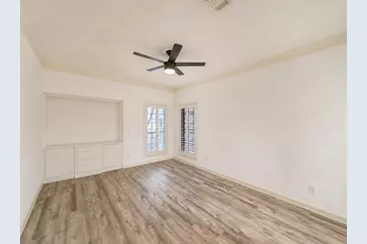 70 Legend Road, Benbrook, TX 76132 - Photo 25