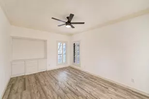 70 Legend Rd, Benbrook, TX 76132 - Photo 25