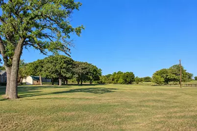 395 County Road 1646, Chico, TX 76431 - Photo 9