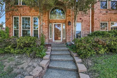 202 Devonshire Court, McKinney, TX 75071 - Photo 3