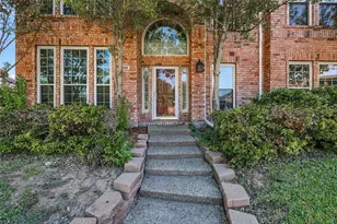 202 Devonshire Ct, McKinney, TX 75071 - Photo 3