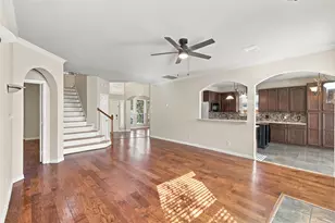 202 Devonshire Ct, McKinney, TX 75071 - Photo 9