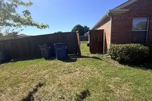 1603 Lakeside Dr, Glenn Heights, TX 75154 - Photo 35