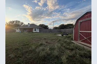 613 Sapphire Boulevard, Hewitt, TX 76643 - Photo 25