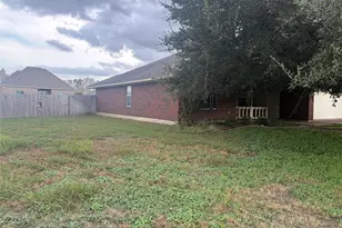 613 Sapphire Blvd, Hewitt, TX 76643 - Photo 5