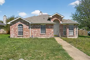 1715 Reynolds St, Lancaster, TX 75134 - Photo 1