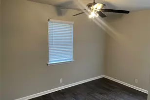 618 Rolling Ridge Dr, Lewisville, TX 75067 - Photo 9