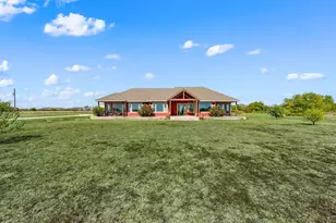 168 Hawk Ridge Rd, Decatur, TX 76234 - Photo 35