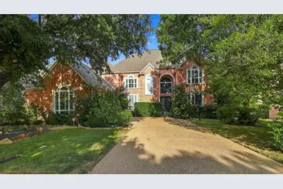 2122 Clearspring Drive N, Irving, TX 75063 - Photo 1