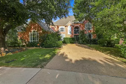 2122 Clearspring Drive N, Irving, TX 75063 - Photo 39