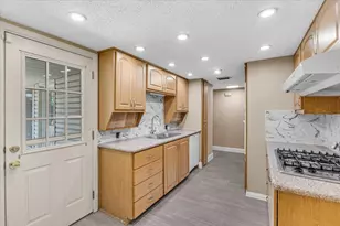 2801 Vancouver St, Irving, TX 75062 - Photo 15