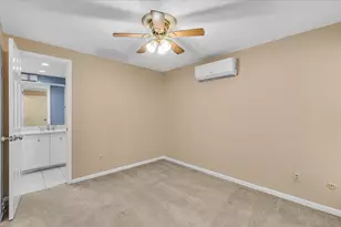 2801 Vancouver St, Irving, TX 75062 - Photo 29