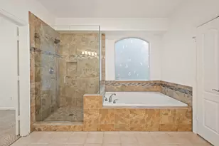8301 Bartley Cir, Plano, TX 75025 - Photo 23