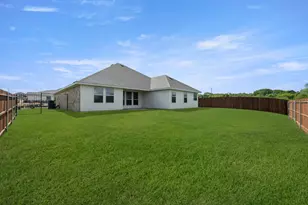 2605 River Bank Dr, Burleson, TX 76028 - Photo 25