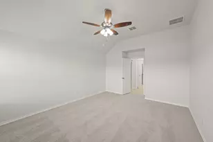 2605 River Bank Dr, Burleson, TX 76028 - Photo 11