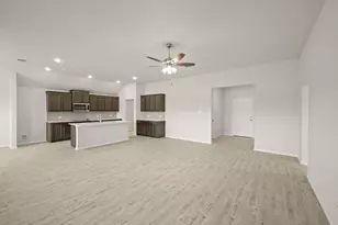 2605 River Bank Dr, Burleson, TX 76028 - Photo 15