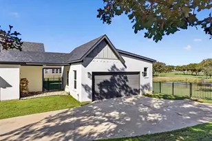 100 Fairway View Ct, Lipan, TX 76462 - Photo 33